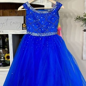 Pageant gown